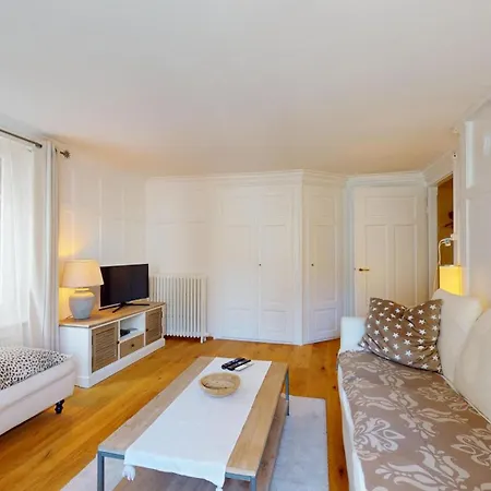 Chavallera 5 Apartamento St Moritz